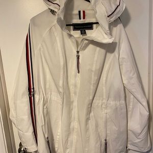 Tommy Hillfiger light spring jacket.